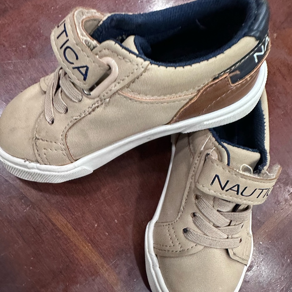 Nautica Baby boy dress shoes size 6